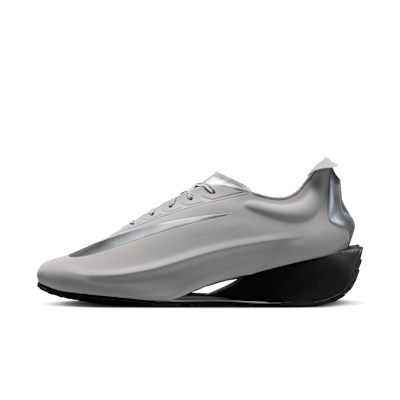 Nike First Sight Noir Women's Shoes. Nike RO